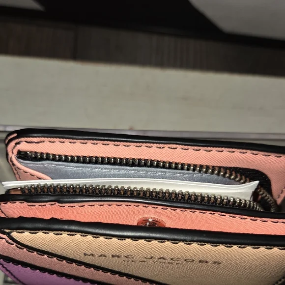 Marc Jacobs Pink and Tan Wallet - Picture 3 of 8